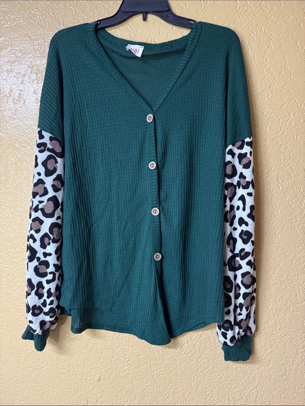 BiBi Forest Green Button-Front Top with Leopard Print Sleeves
